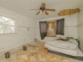 1970 S La Salle Avenue, Los Angeles CA 90018