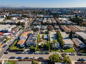2008 S Corning, Los Angeles CA 90034