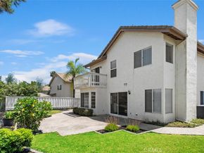 3514 Sitio Baya, Carlsbad CA 92009