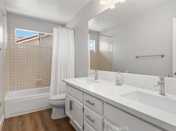 3514 Sitio Baya, Carlsbad CA 92009