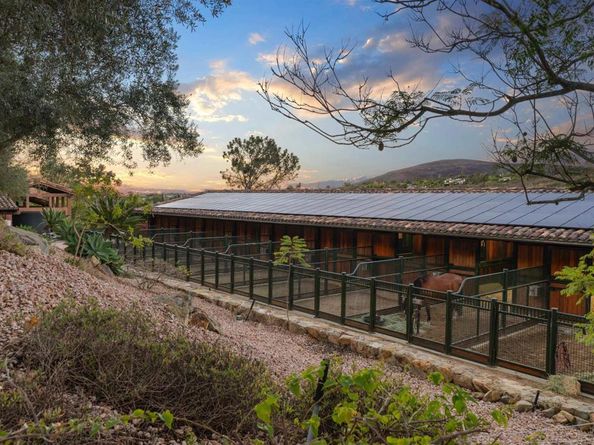 Undisclosed Address #NDP2600364, Encinitas CA 92024