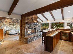 Undisclosed Address #NDP2600364, Encinitas CA 92024