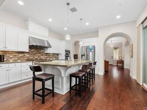 2925 Valley St, Carlsbad CA 92008