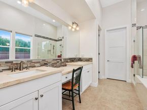 2925 Valley St, Carlsbad CA 92008