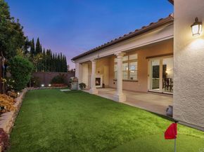 2925 Valley St, Carlsbad CA 92008