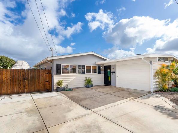 5137 Derrick Court, San Diego CA 92117