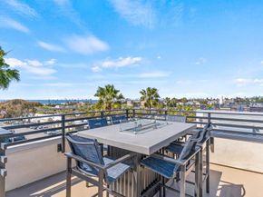 1573 Vista Del Mar Way 4, Oceanside CA 92054