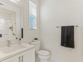 1573 Vista Del Mar Way 4, Oceanside CA 92054