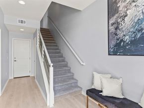 1573 Vista Del Mar Way 4, Oceanside CA 92054