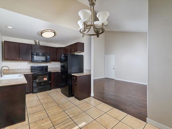 1811 E Grand Avenue 178, Escondido CA 92027