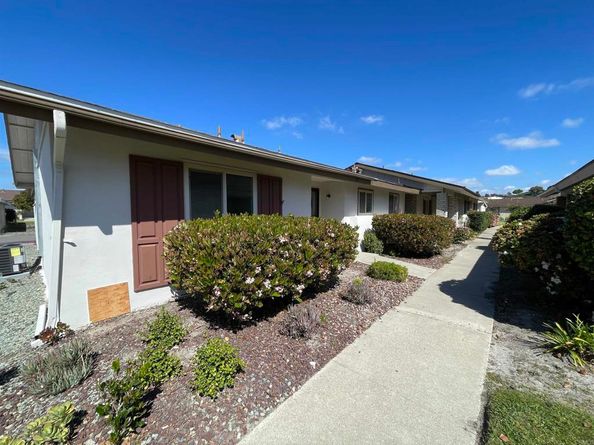 3660 Vista Campana N 16, Oceanside CA 92057