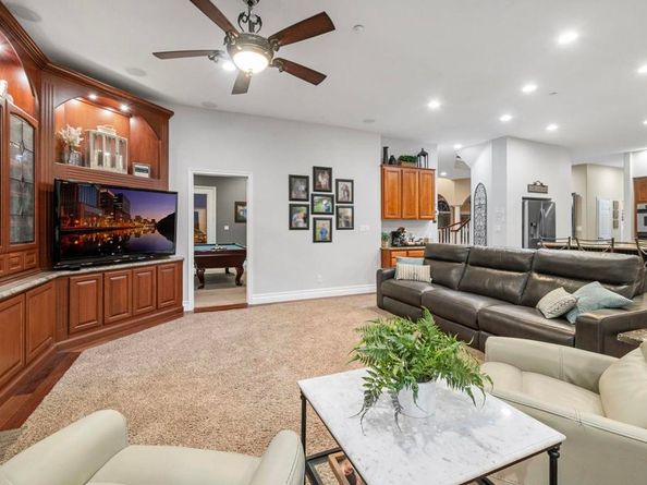 2270 Summit Drive, Escondido CA 92025