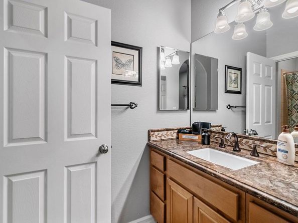 2270 Summit Drive, Escondido CA 92025