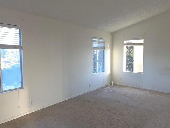 724 Pomelo Drive, Vista CA 92081