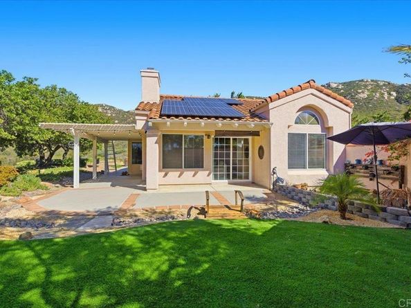 1827 Congressional, Escondido CA 92026