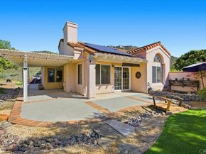 1827 Congressional, Escondido CA 92026