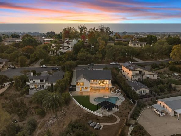 3920 Holly Brae, Carlsbad CA 92008