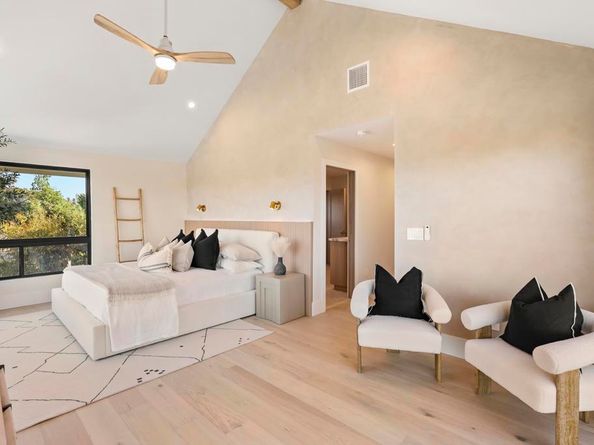 3920 Holly Brae, Carlsbad CA 92008