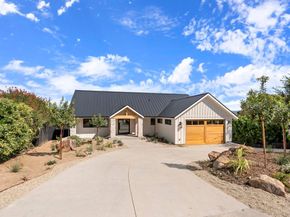 3920 Holly Brae, Carlsbad CA 92008