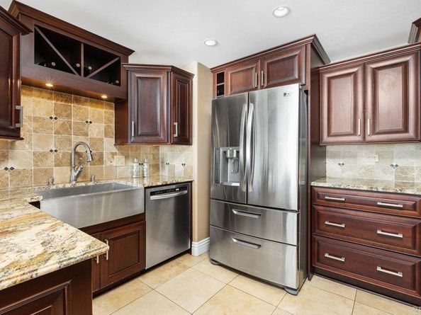 1200 Harbor N 15B, Oceanside CA 92054