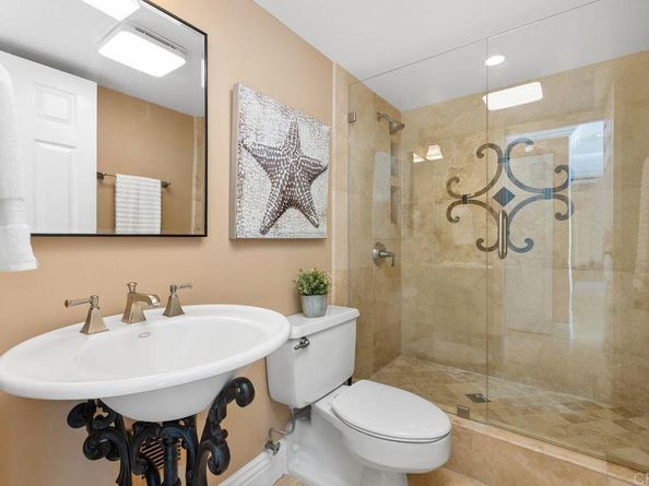 1200 Harbor N 15B, Oceanside CA 92054