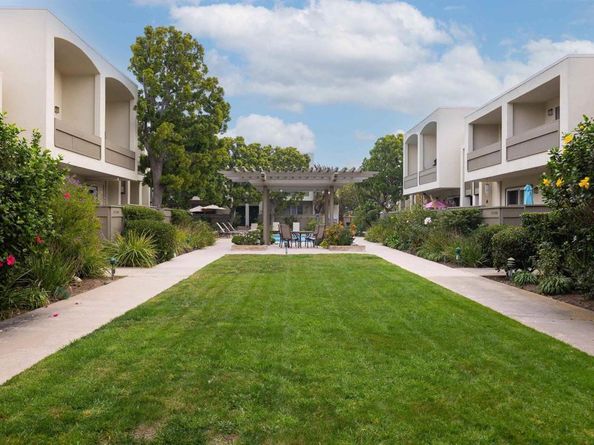 13236 Fiji Way L, Marina Del Rey CA 90292