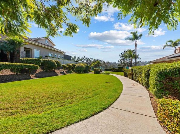 2916 Avenida Valera, Carlsbad CA 92009