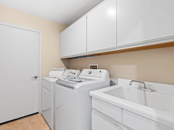 2916 Avenida Valera, Carlsbad CA 92009