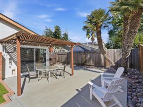 4569 Calle Del Palo, Oceanside CA 92057