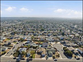 4569 Calle Del Palo, Oceanside CA 92057