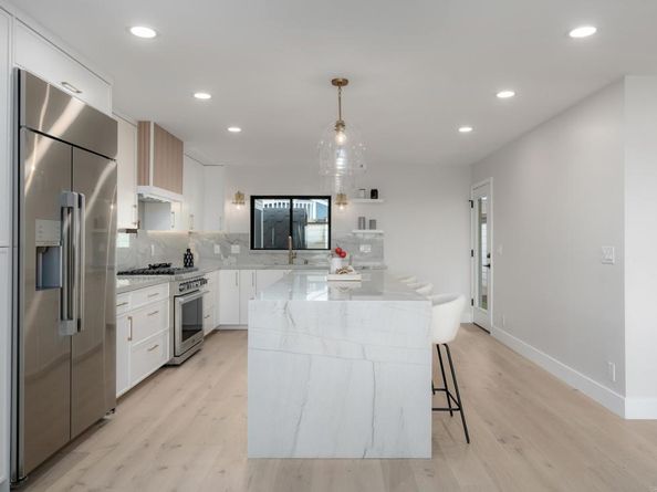 2623 Ocean Front Walk, San Diego CA 92109