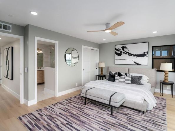 2623 Ocean Front Walk, San Diego CA 92109