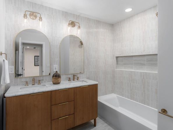 2623 Ocean Front Walk, San Diego CA 92109