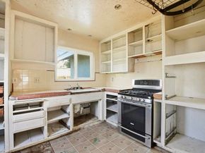 748 Bird Rock Avenue, La Jolla CA 92037