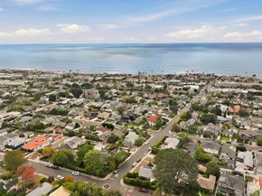 748 Bird Rock Avenue, La Jolla CA 92037