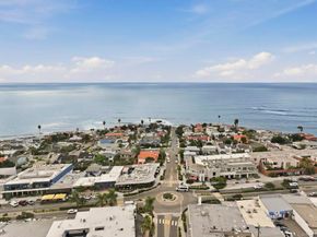 748 Bird Rock Avenue, La Jolla CA 92037