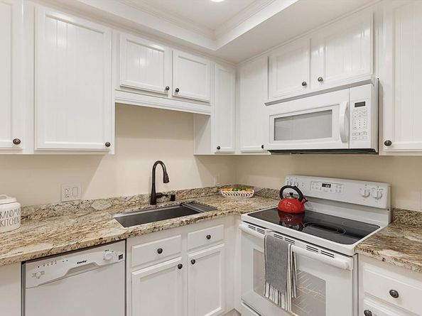 1616 Circa Del Lago C103, San Marcos CA 92078