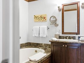 7323 Estrella De Mar Road 36, Carlsbad CA 92009