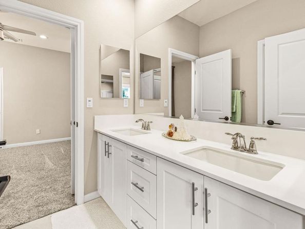 2880 Livery Place, Escondido CA 92029