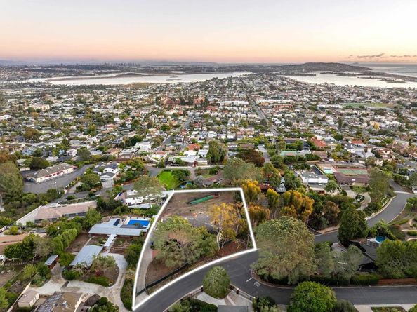 1645 Los Altos, San Diego CA 92109