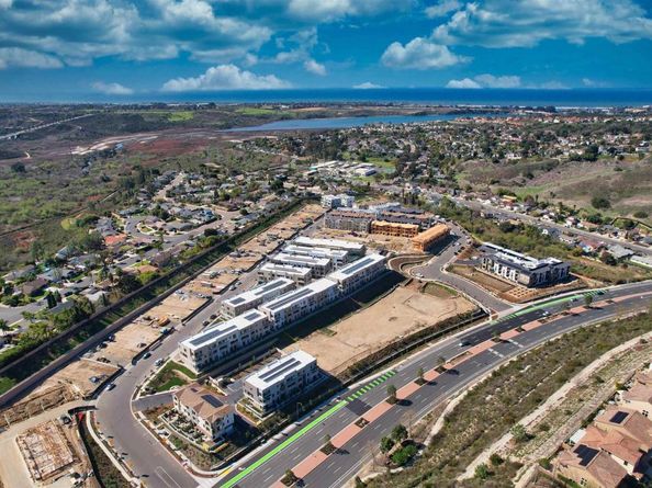 2559 Delphinium Lane, Carlsbad CA 92008