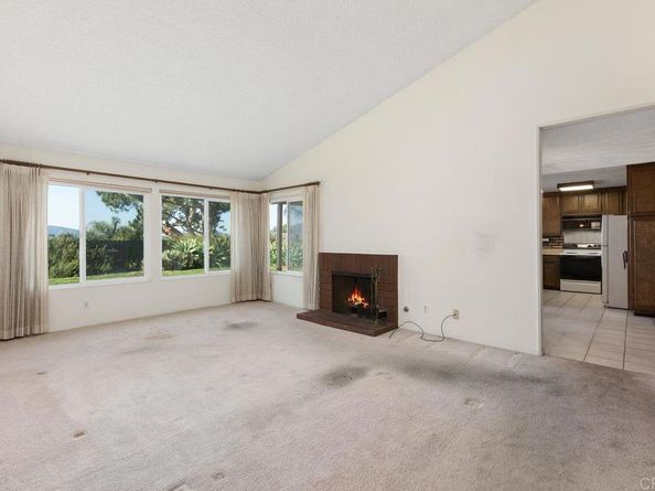 320 Calle Adela, San Marcos CA 92069