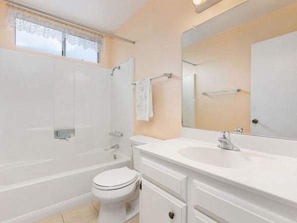 320 Calle Adela, San Marcos CA 92069