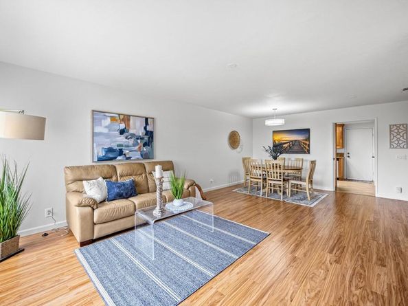 4265 Spoon Bill Way, Oceanside CA 92057