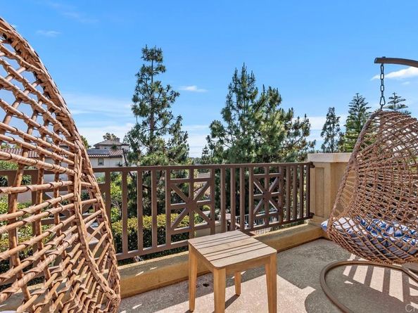 923 Citrine Way, San Diego CA 92078