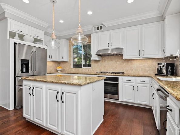 923 Citrine Way, San Diego CA 92078