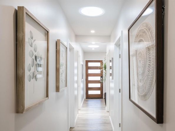 3761 Oleander Dr, San Diego CA 92106