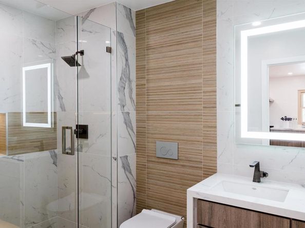 3761 Oleander Dr, San Diego CA 92106