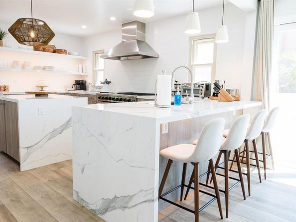 3761 Oleander Dr, San Diego CA 92106