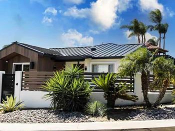 3761 Oleander Dr